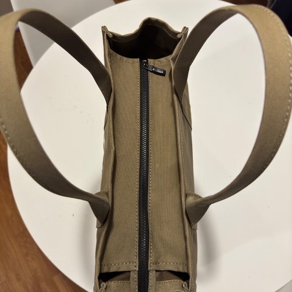 Marc Jacobs Tote Bag (Large) - Picture 3 of 3